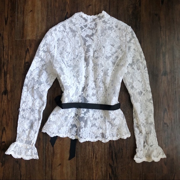 Vintage White Lace Embroidered Shabby Chic Cottagecore Cardigan Jacket with Belt - Picture 7 of 7